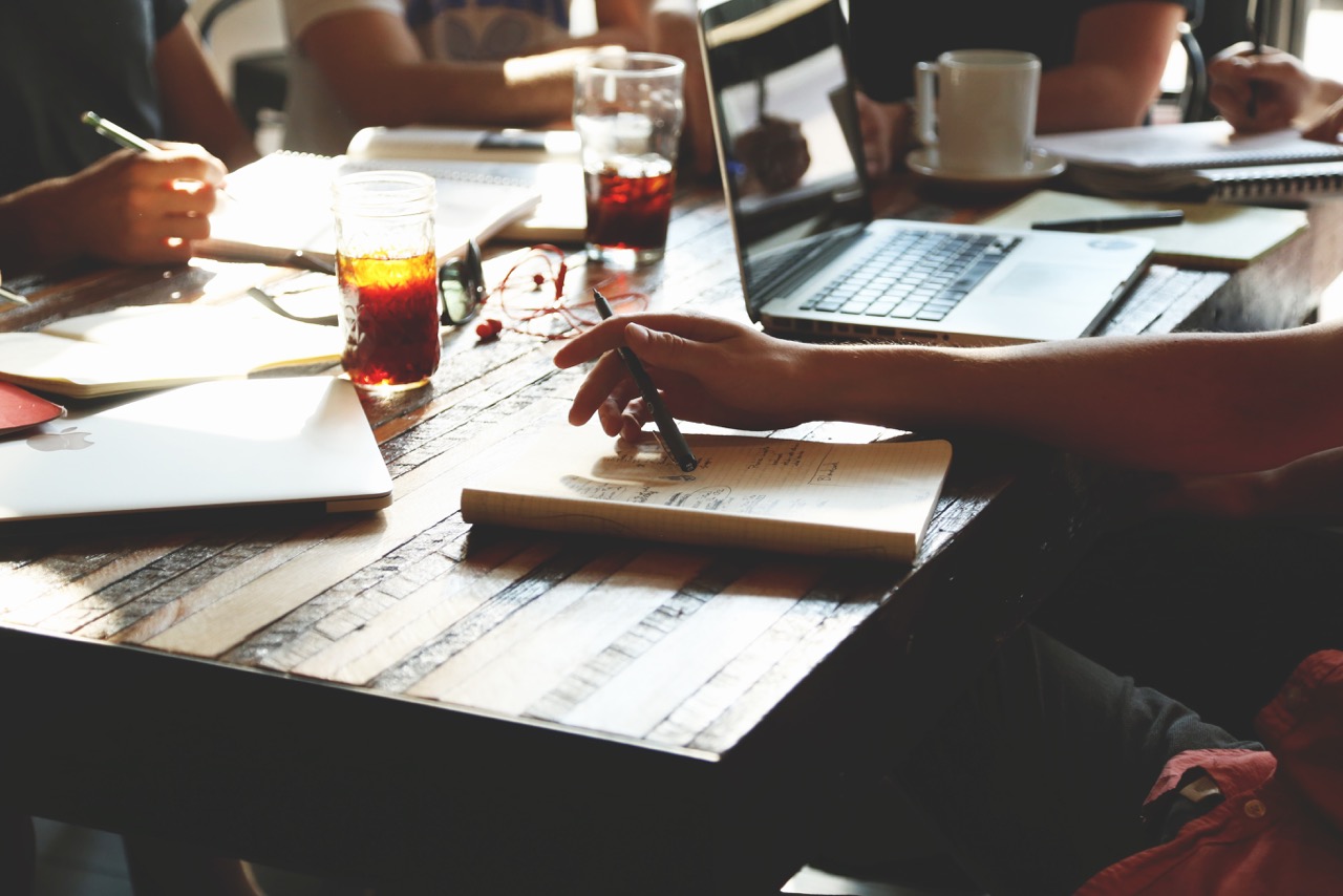 LES NOUVELLES FORMES D’ECRITURE – Websérie et storytelling transmédia LES NOUVELLES FORMES D’ECRITURE – Websérie et storytelling transmédia